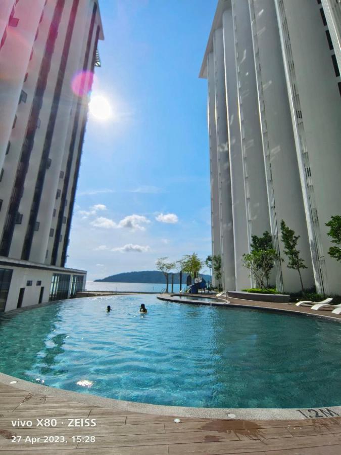 Relaxing Suite @Suzana The Shore Kota Kinabalu Esterno foto